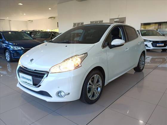 PEUGEOT 208 1.6 GRIFFE 16V FLEX 4P AUTOMÁTICO